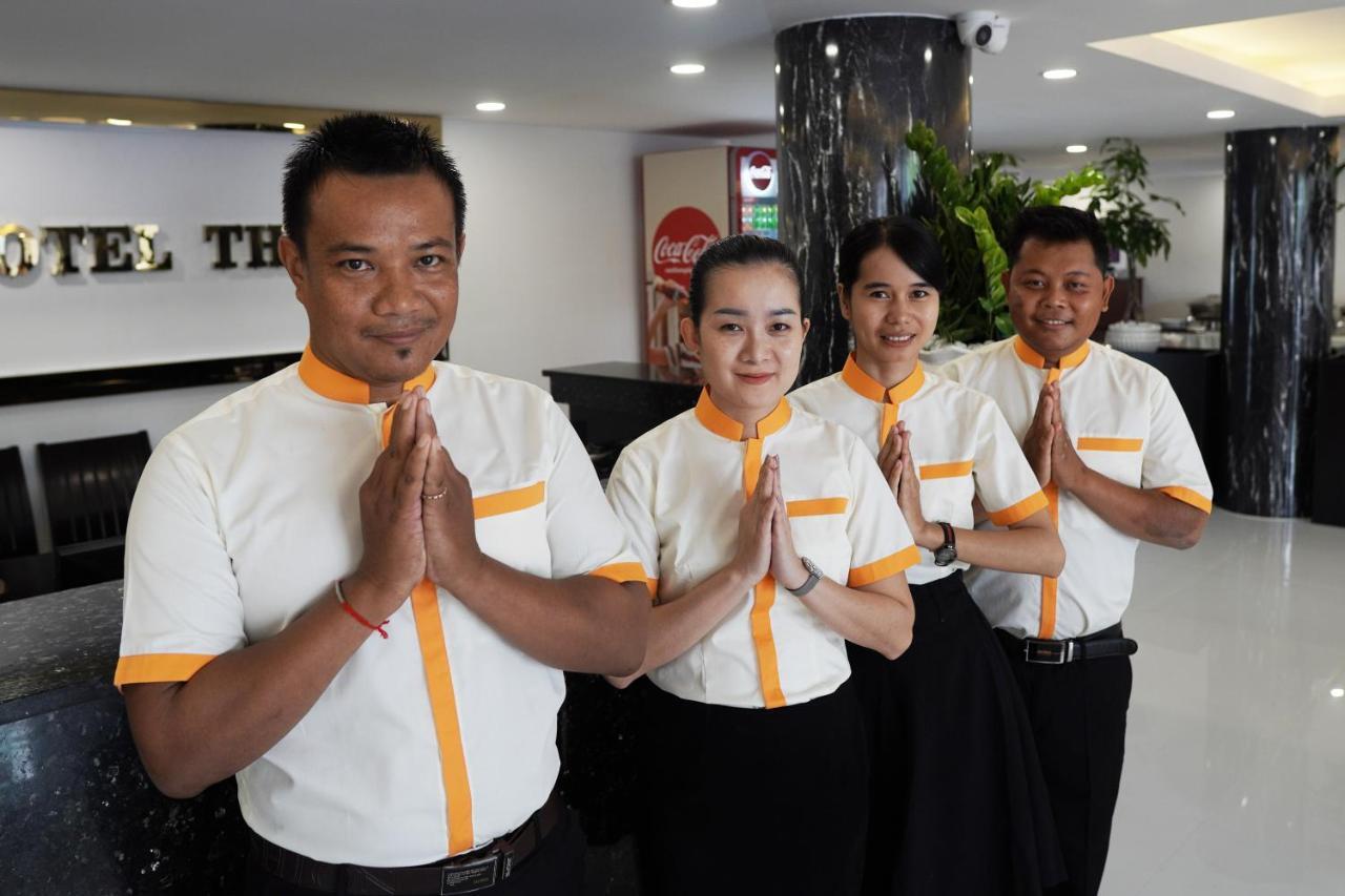 Apple Hotel Three - Near Pnh Airport Phnom Penh Eksteriør bilde