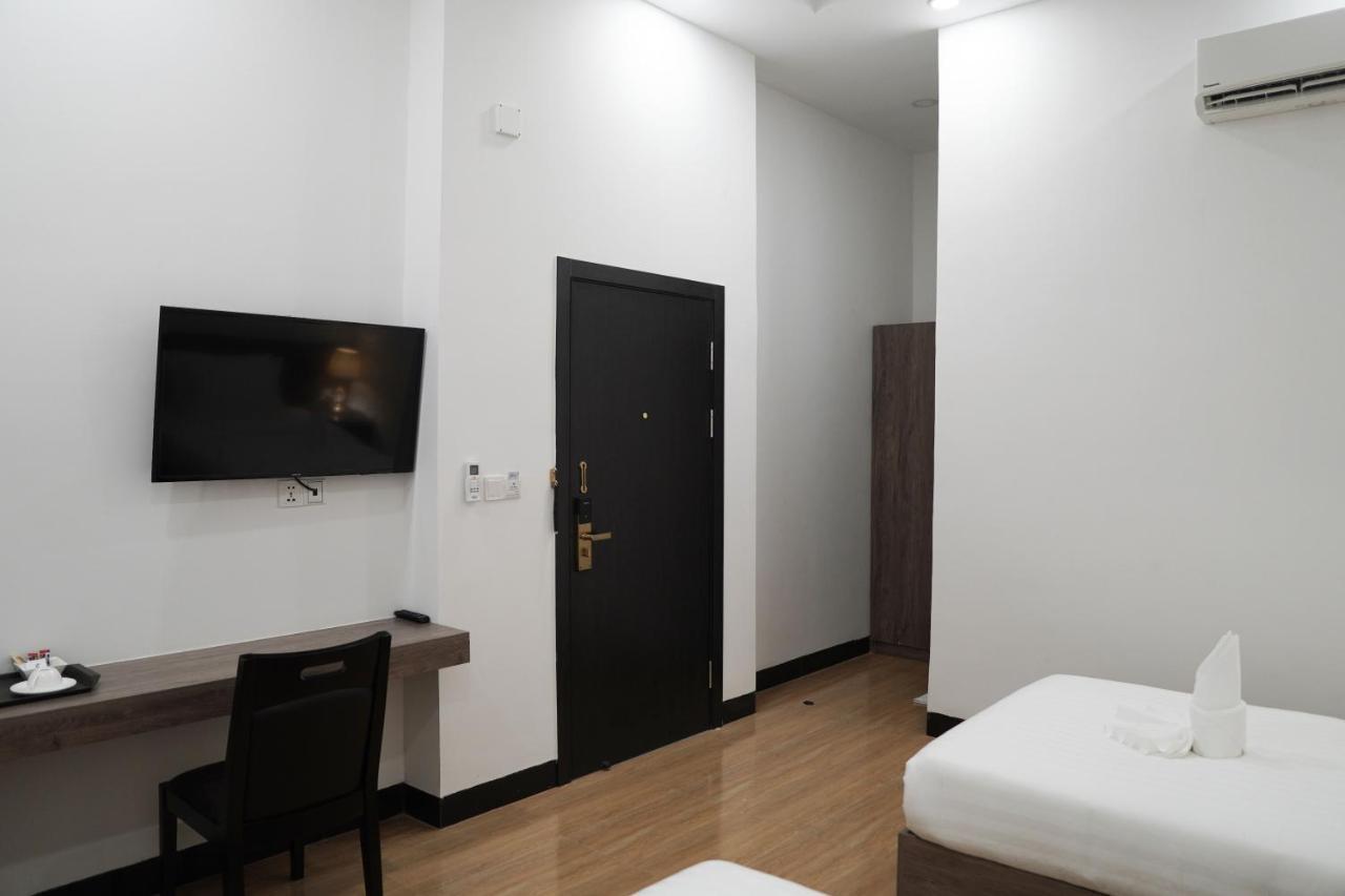 Apple Hotel Three - Near Pnh Airport Phnom Penh Eksteriør bilde